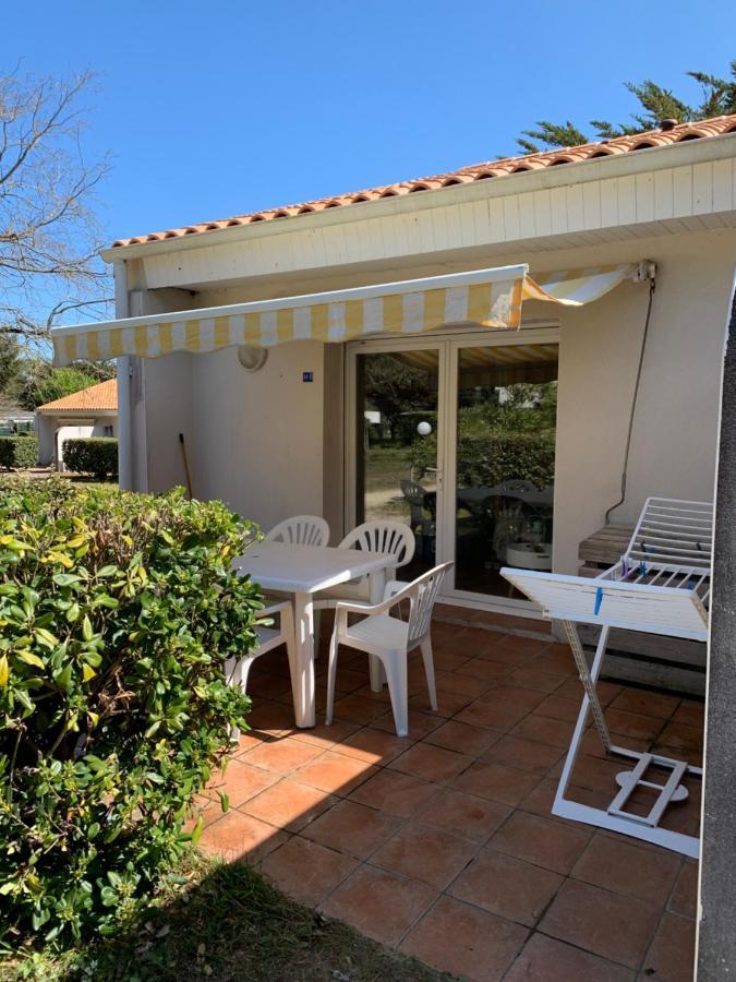 Maisonnette La Coti H5 Avec Piscine Interieure Chauffee, A 400 M De La Plage Et Menage De Fin Sejour Compris Saint-Georges-d'Oleron Buitenkant foto