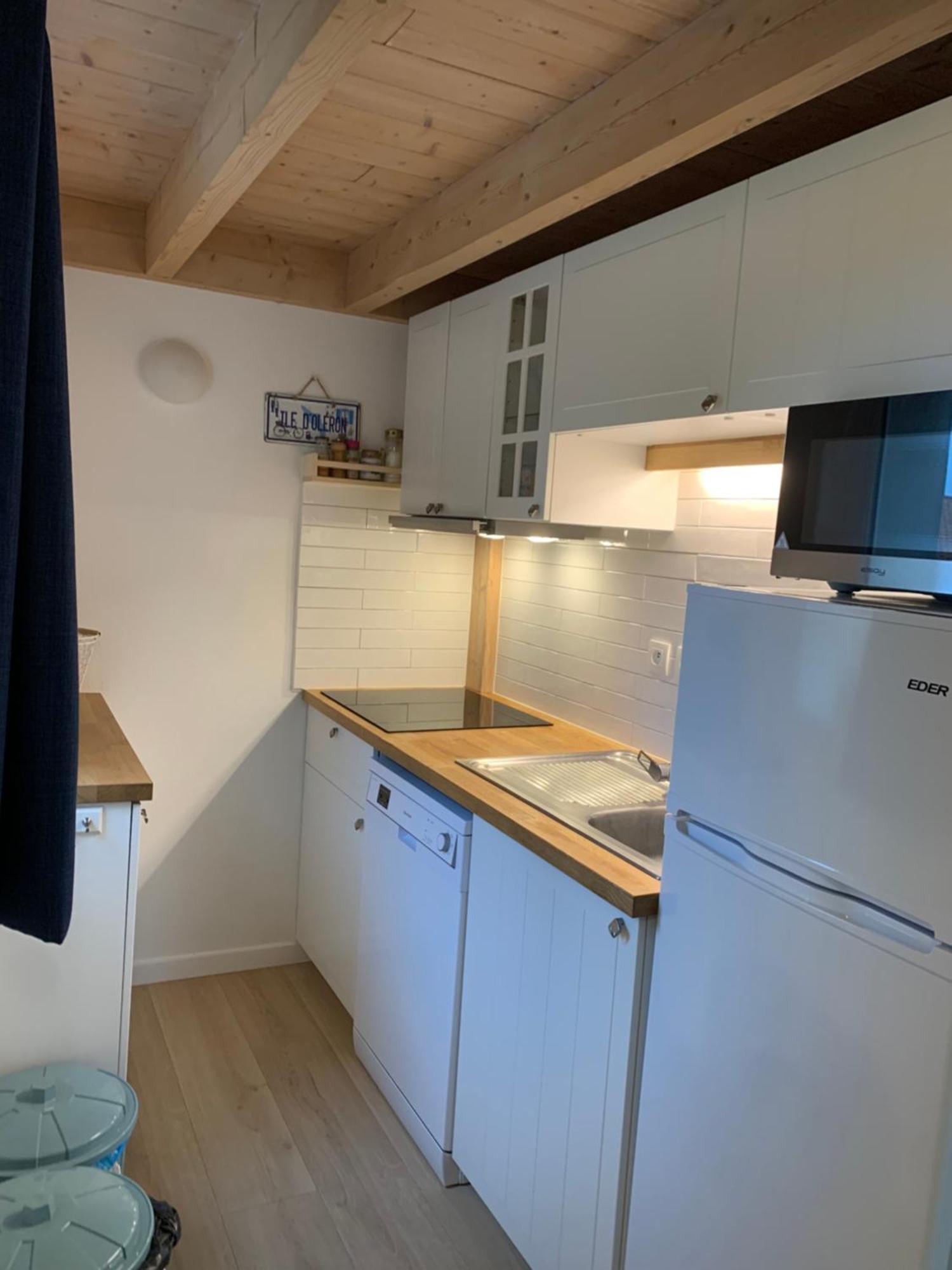 Maisonnette La Coti H5 Avec Piscine Interieure Chauffee, A 400 M De La Plage Et Menage De Fin Sejour Compris Saint-Georges-d'Oleron Buitenkant foto